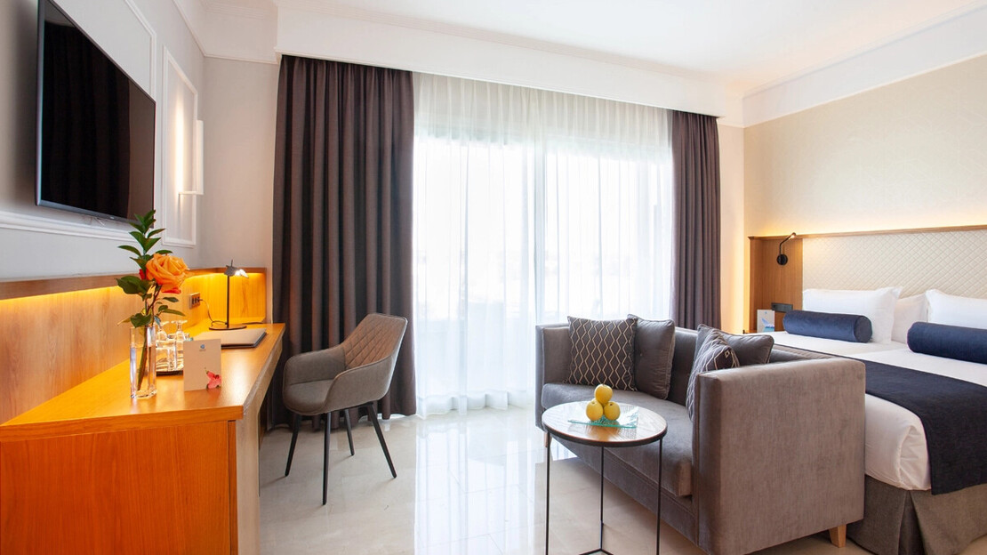 Grupotel Playa De Palma Suites & Spa